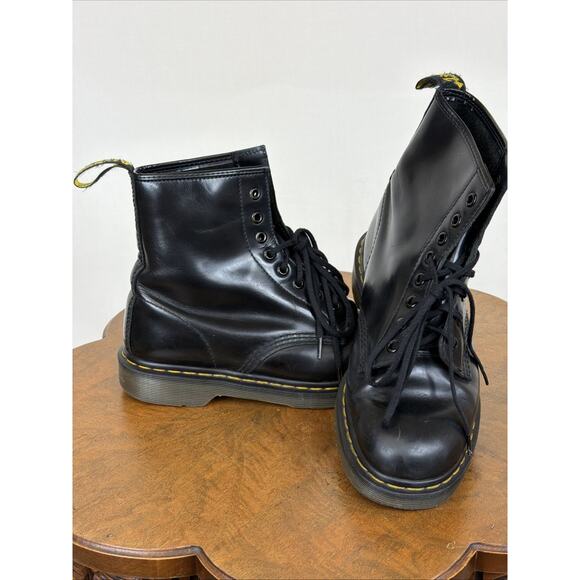 Dr. Martens Shoes - Dr Martens Black 8 Hole Lace Up Combat Boots Womens Size 8